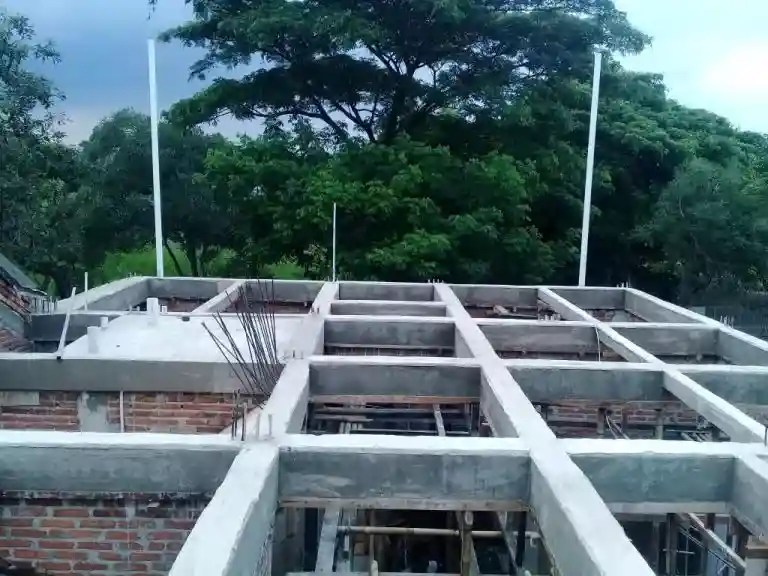 persiapan struktur panel lantai balokan