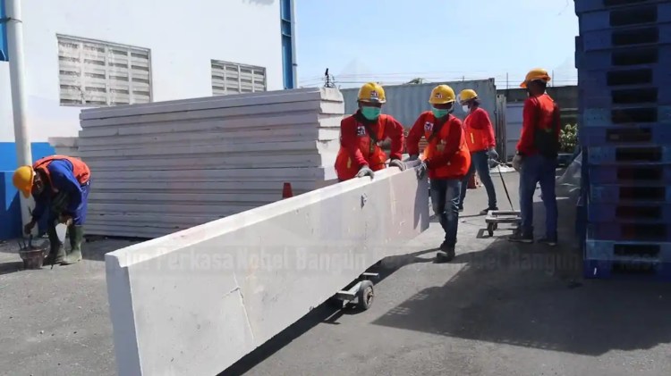 penjelasan panel lantai